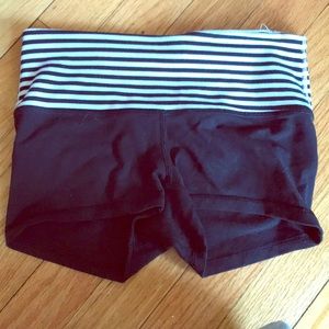 Lululemon boogie shorts
